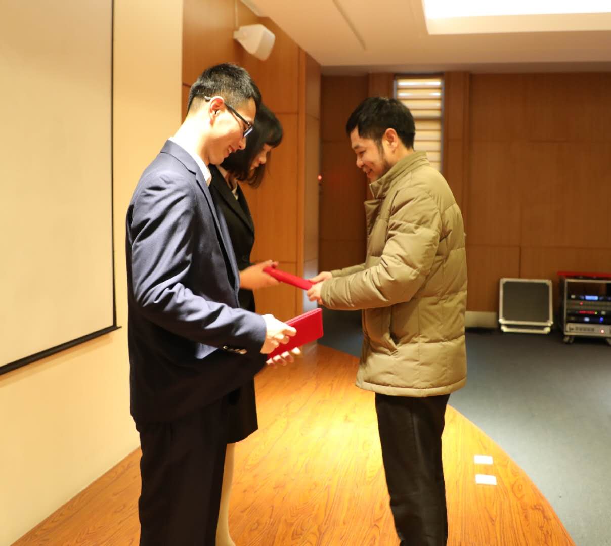 微信图片_20190122161904.jpg